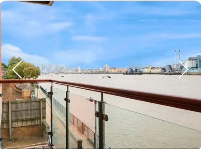 شقة Amazing River View 2 Bedroom Apartment, Sleeps 6 , Balcony And Parking لندن المملكة المتحدة