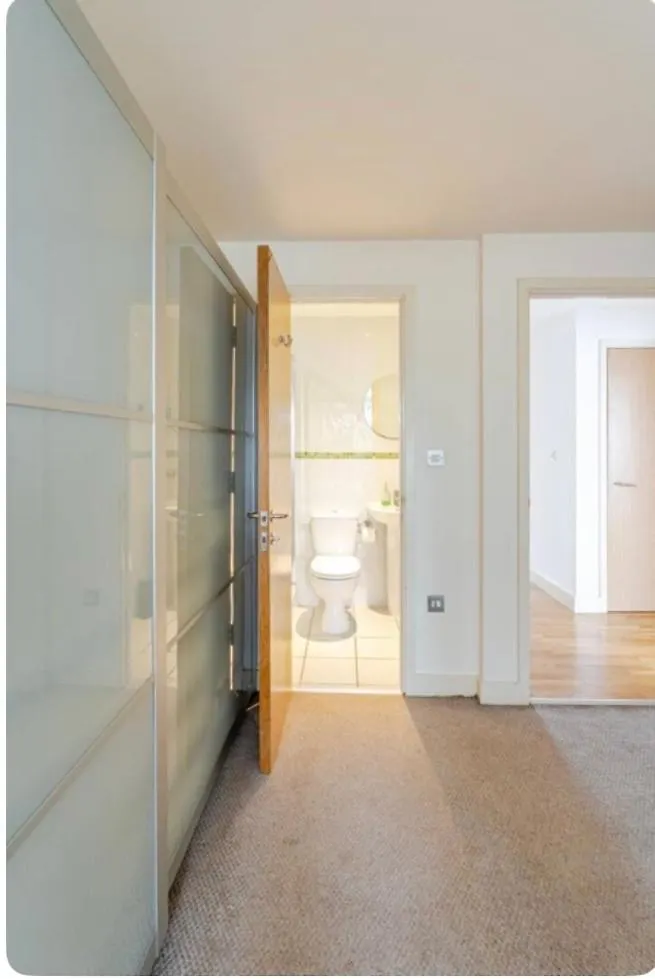 Apartman Amazing River View 2 Bedroom Apartment, Sleeps 6 , Balcony And Parking London
